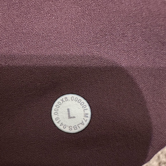 Lululemon bundle of 8 men's large shorts - Picture 7 of 10